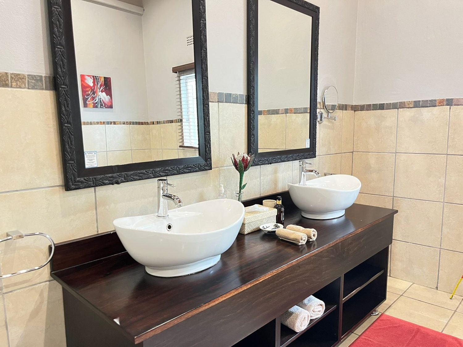 Honeymoon bathroom with corner jet spa
